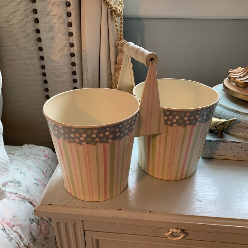 Cottage Design Pastel Striped Dual Metal Buckets